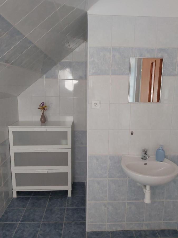 Pivni Lednice Lhota pod Libcany المظهر الخارجي الصورة